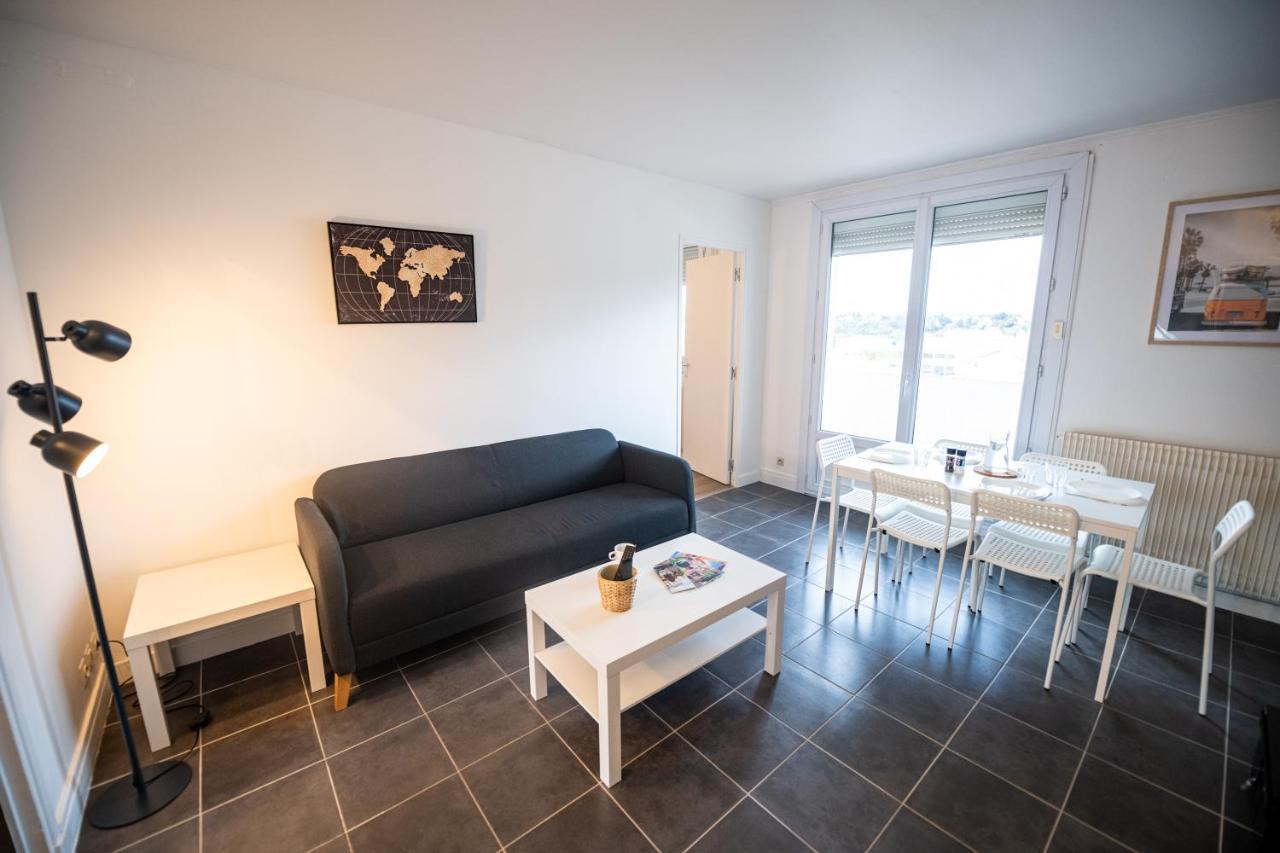 Robespierre - Tout Equipe & Calme - Tv Et Wifi Saint-Etienne  Exterior foto